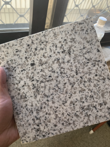 billige weiße Granit graue Granitplatte Fliese