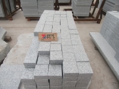 Granitpflasterstein aus weißem Granit