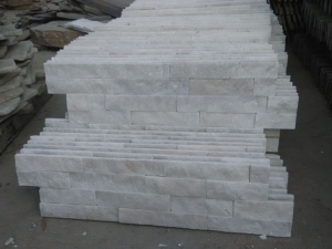 weißer Quarzit natürliche Kultursteinmauerwerk