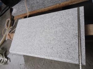 G603 Flamed abgeschrägte lange Kante Granit Step Risers
